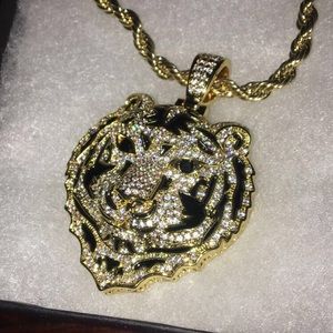 Meet your Posher, Ian